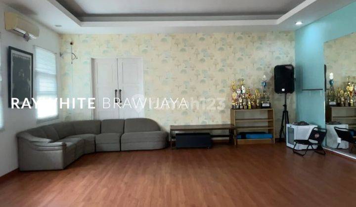 Turun Harga Rumah Siap Huni Bangunan 3 Lantai Area Pondok Indah 2