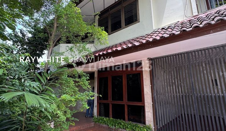 Turun Harga Rumah Dalam Komplek Elit Area Pondok indah