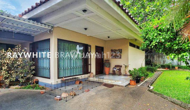 Rumah Siap Huni dalam Lingkungan Tenang Area Bintaro Sektor 1  1