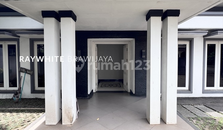 Rumah Elite Exclusive Lingkungan Tenang Area Bangka Kemang 2