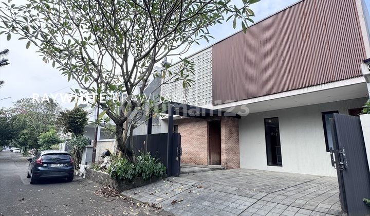 Rumah Modern Minimalis X Heritage Area Villa Delima Lebak Bulus