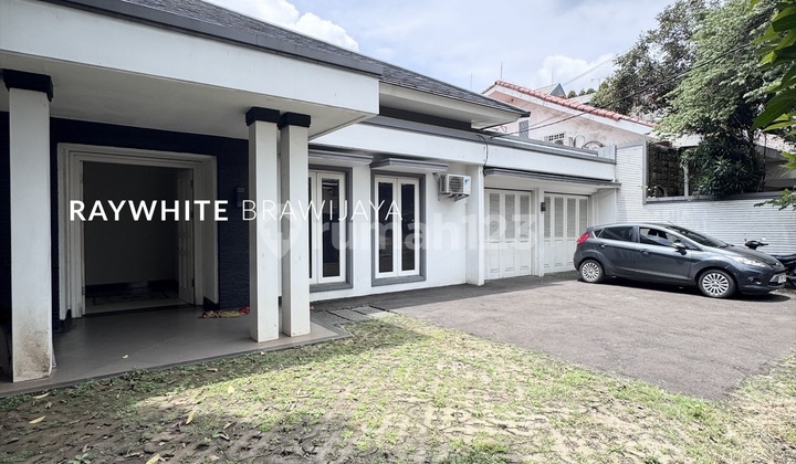 Rumah Elite Exclusive Lingkungan Tenang Area Bangka Kemang