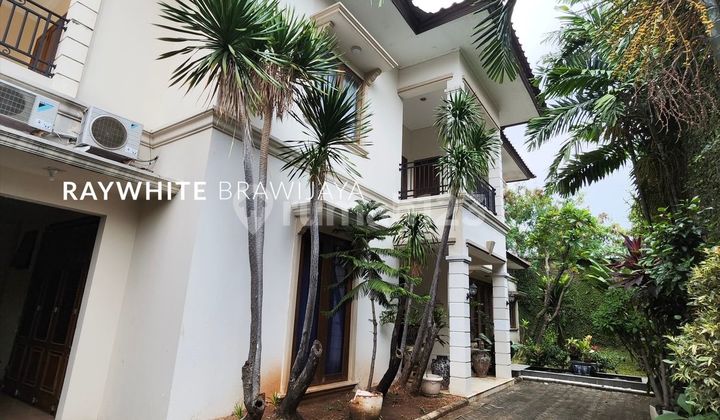 Rumah Luas Modern Bagus Nyaman di Jantung Kemang Rumah Luas Modern Bagus Nyaman di Jantung Kemang