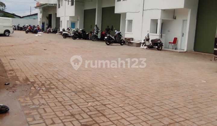 New Warehouse Gandeng 3 Curug Tangerang