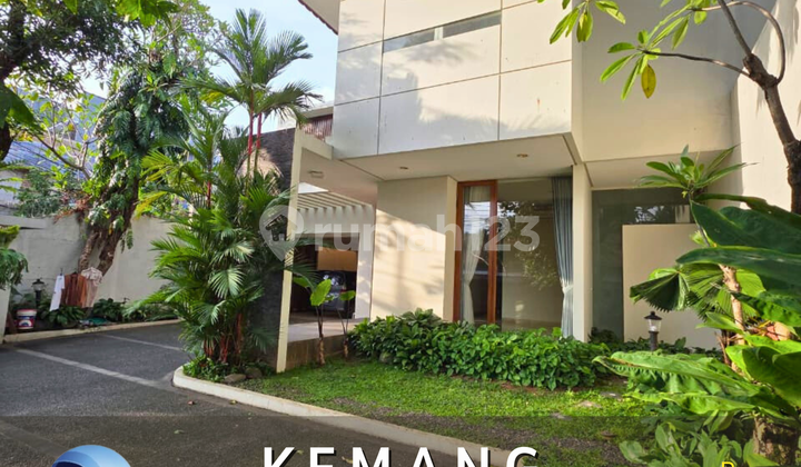 Rumah Bagus SHM di Kemang Jakarta Selatan Siap Huni 2