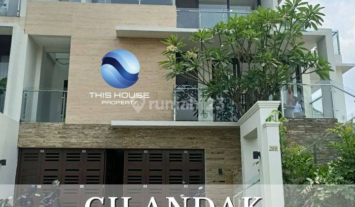 Rumah Di Jl. Cilandak Raya Town House 1