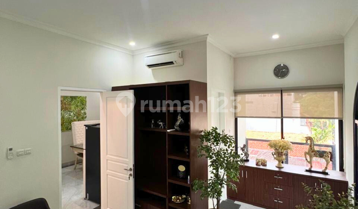 For Sale Tebet Beautiful House Fully Furnished 2