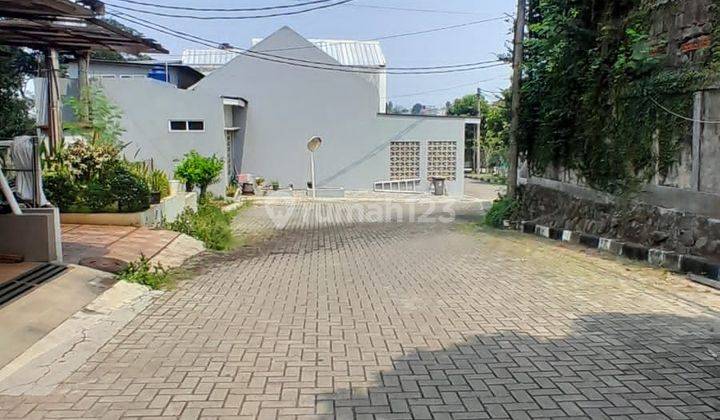 Di Jual Rumah 2 Lantai Tangerang Selatan  2