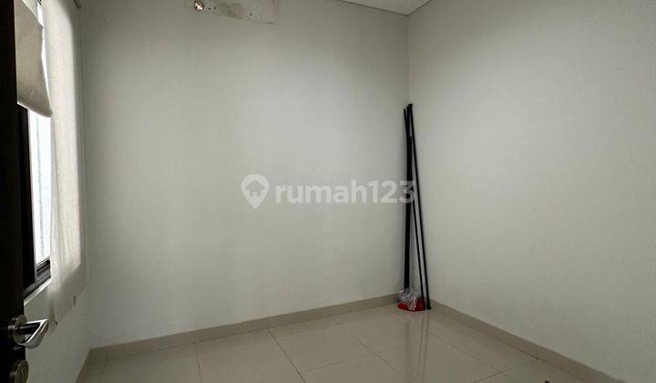 Rumah The Eminent Cluster Ilustria Luas 7x16 Siap Huni. Kosongan 3 Kamar 2