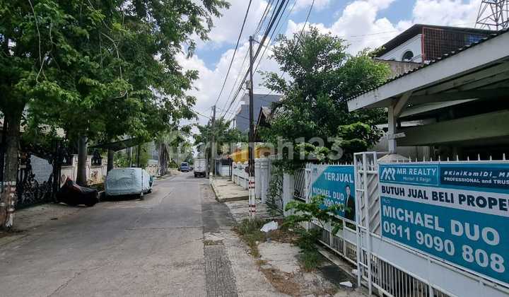 Old House, Land Count Muara Karang, Size 8x20, Facing North 2