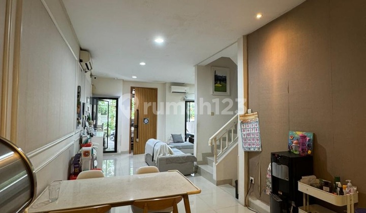 Rumah Puri Mansion Luas 6X15 Sudah Renovasi. Siap KPR. SHM. Semi Furnish