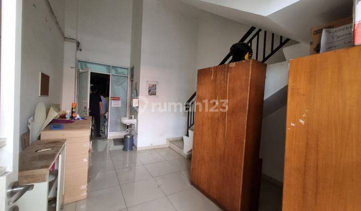 Gudang Sedayu Bizpark Daan Mogot Jakarta Barat 9x33 Sudah 2 Lantai HGB 8