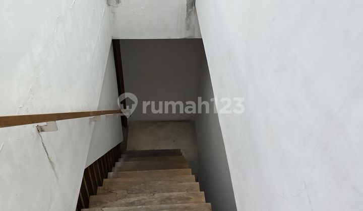 Dijual Rumah di Jeruk Purut Jakarta Selatan 2