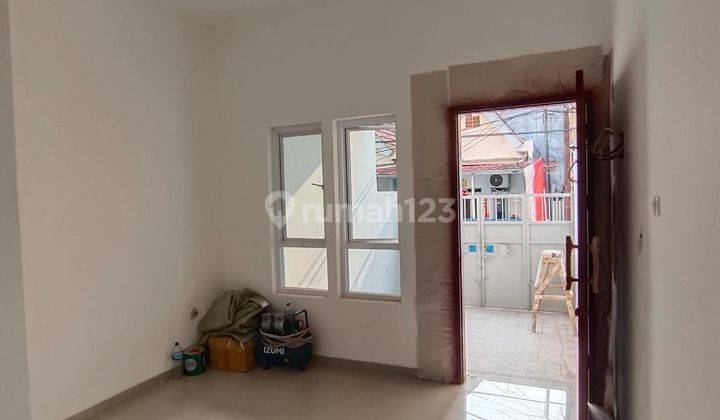 Dijual Rumah Baru di Jelambar 2