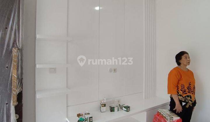 Rumah 2 Lantai Bagus Furnished di Pantai Indah Kapuk 2, Jakarta Utara 2