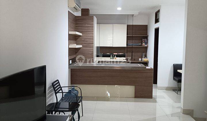 Rumah 2 Lantai Bagus Furnished di Golf Island, Tinggal Bawa Koper