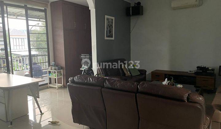 Rumah 2 Lantai Bagus Furnished di BSD, Tangerang 2