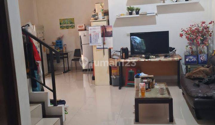 Rumah 2 Lantai Bagus SHM di Taman Grisenda Pik, Jakarta Utara 1