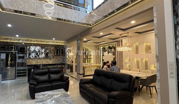 Rumah Bagus di Bsd Cluster Zora Kazumi, Siap Huni, Full Furnish 1