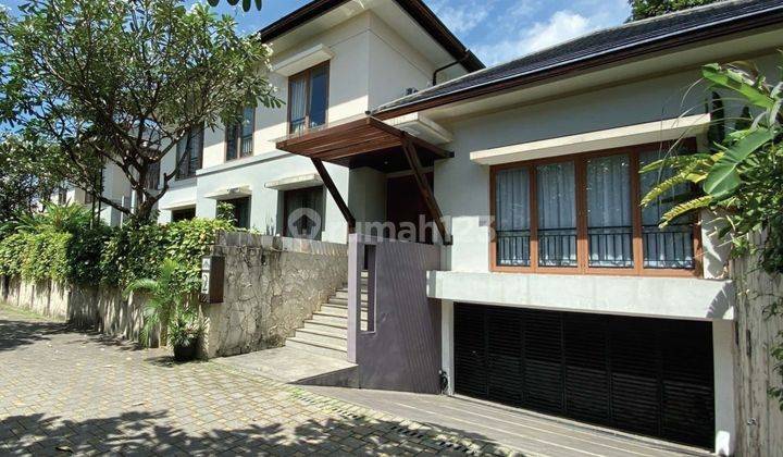  Dijual Rumah Murah di Kemang Jakarta Selatan 1