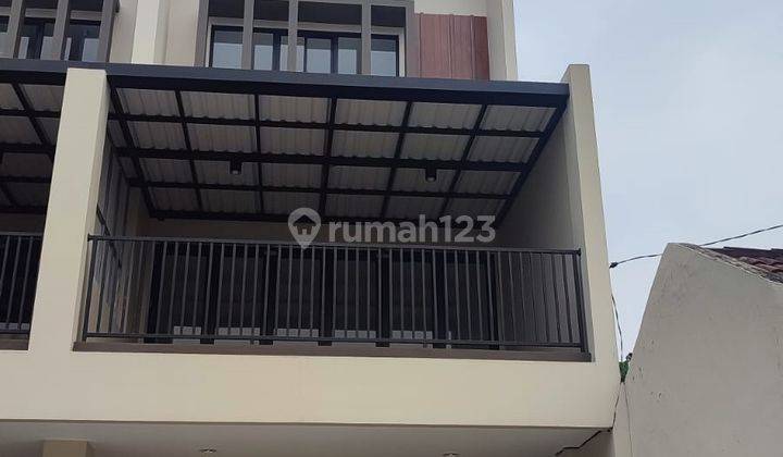 Ruko Baru 3 Lantai Pinggir Jalan Nusaloka Bsd Tangerang 3