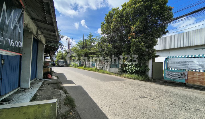 Cheap Sale of 1.4-hectare Warehouse by the Roadside in Cikupa, Tangerang Cheap Sale of 1.4-hectare Warehouse by the Roadside in Cikupa, Tangerang
