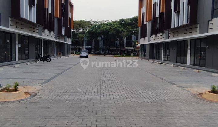 Sewa Ruko Baru 3 Lantai Campton Bsd Tangerang 1