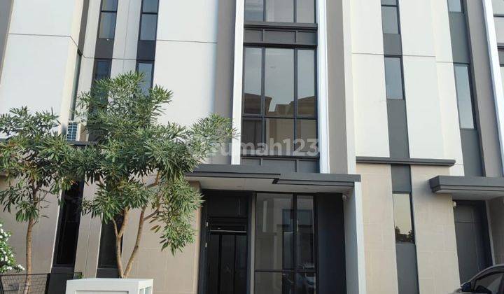 Rumah Siap Huni 3 Lantai di Jakarta Garden City Jgc Cluster Asya 1