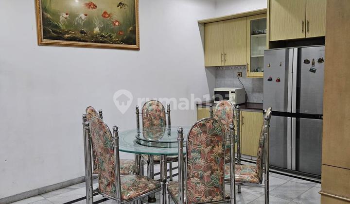 Nice 2-Story House in Kebon Jeruk, West Jakarta 2