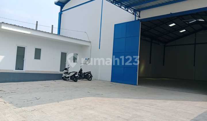 Gudang di Kavling DPR Cipondoh Tanggeran, Blok B