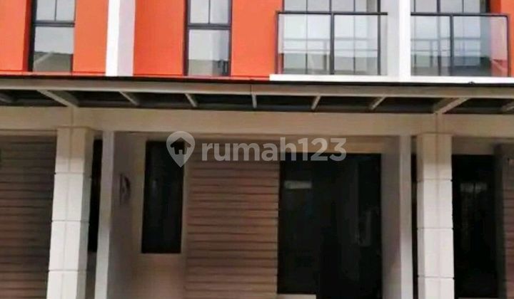 Dijual Rumah Siap Huni di Green Village Cipondoh. Luas 4x12m Shm Dijual Rumah Siap Huni di Green Village Cipondoh. Luas 4x12m Shm