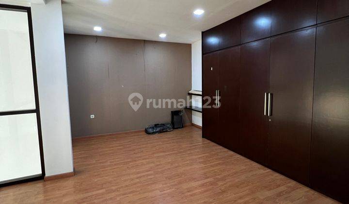 Rumah Pik 3 Lantai 168m2 Minimalis 2