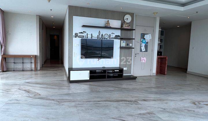 Apartemen Regatta 206m2 Seaview