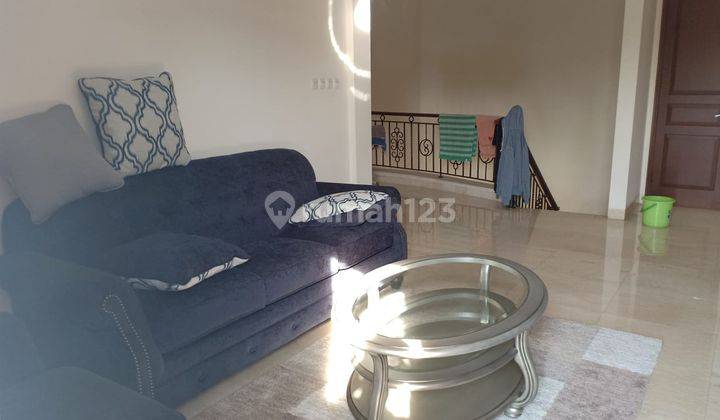 Dijual Rumah Sunrise Garden 10