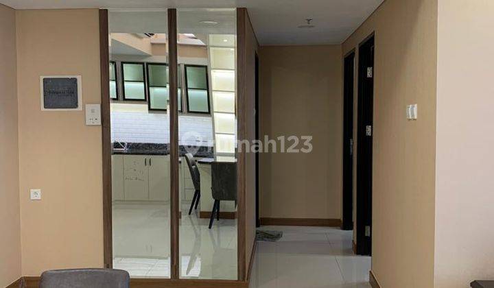 Apartemen Lexington Residence Dengan Private Lift 2