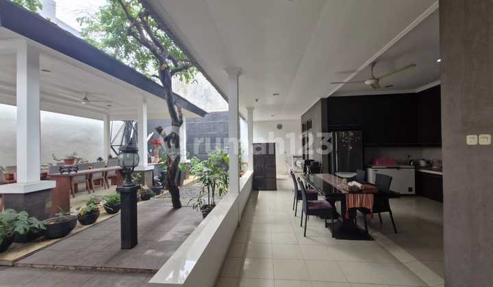 Rumah Tua hitung tanah di Menteng 