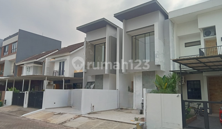 Rumah 2 lantai di Metland Puri Cluster Clematis siap huni