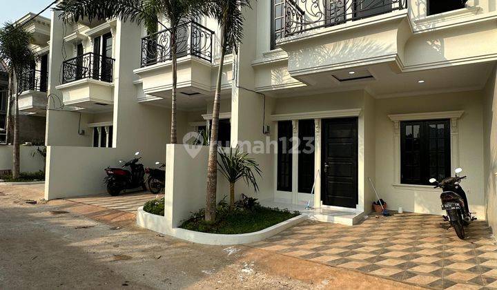 Rumah Murah Siap Huni Dalam Cluster Lokasi Dekat Toll Andara Jakarta Selatan 2