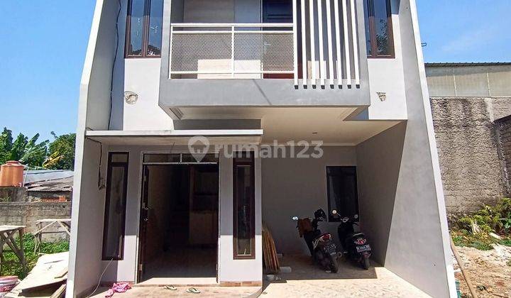 Rumah murah 2 lantai lokasi strategis dekat sekolah,kampus,toll 1