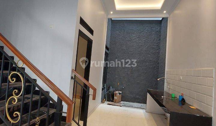 Rumah minimalis modern harga murah selangkah ke ragunan & stasiun 2