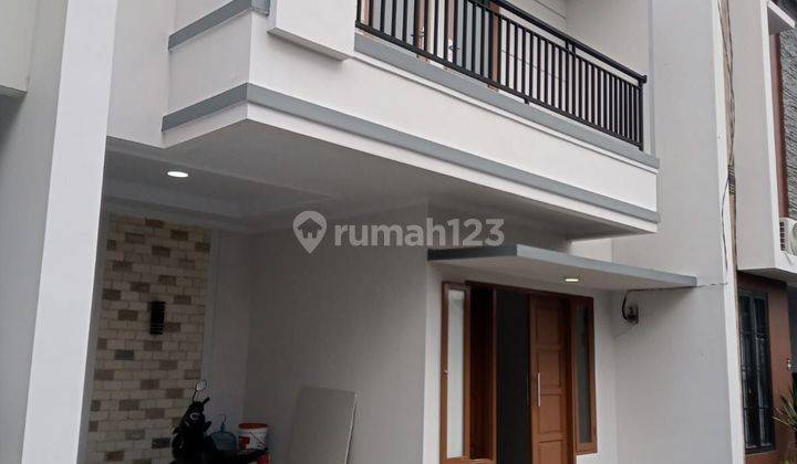 Rumah Murah 2 Lantai Lokasi Dekat Toll Brigif Jakarta Selatan 2