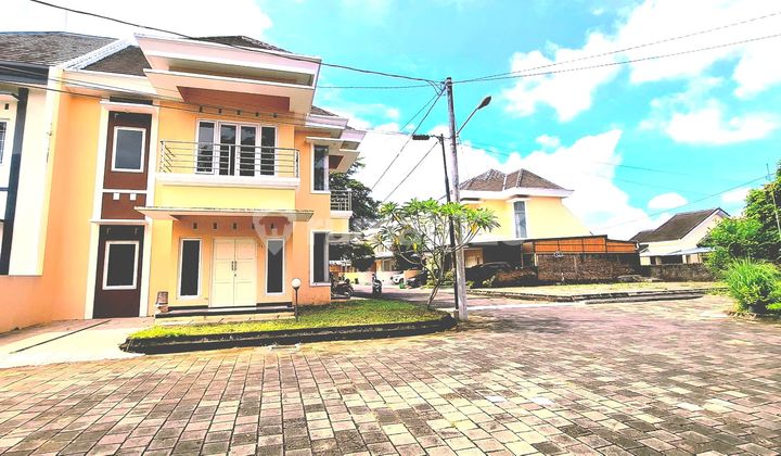 Rumah.hook.dalam.perumahan Halaman .luas 2