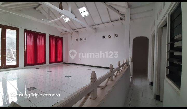 Rumah 2lantai dekat perkantoran pemda sleman dan Mall sch 18