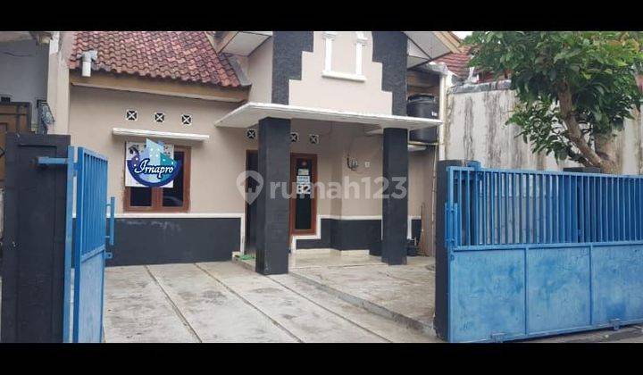 Rumah minimalis timur stadion Maguwoharjo 1