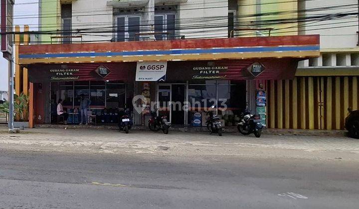 Minimarket Prospek Masih Beroprasi, Tepi Jalan Ramai  1