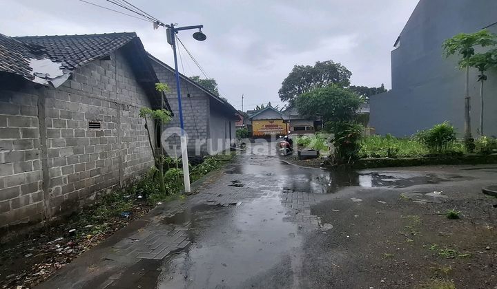 Tanah Timur Jalan Kaliurang Km10