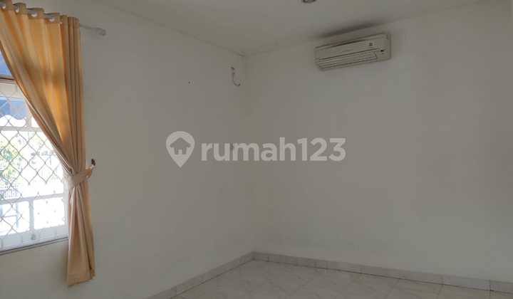 Strategic House in Old BSD