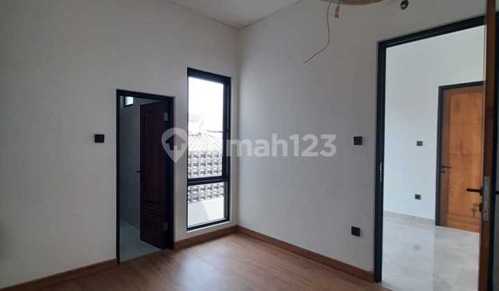 New, neat, safe, ready-to-occupy house 2