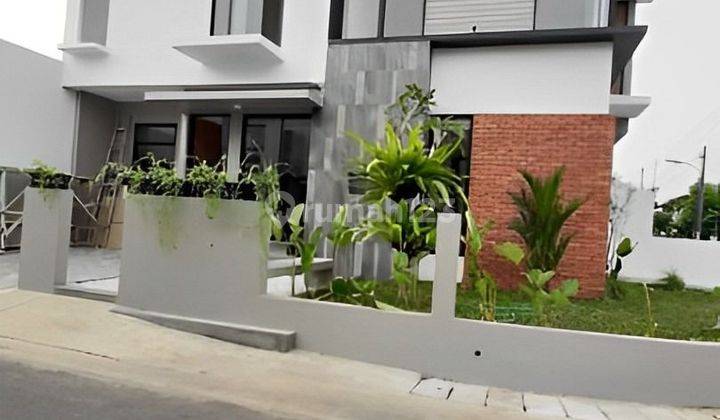 Dijual Rumah Cantik dan Baru 2 lantai di Griya loka,BSD City -Nego(AG) 1