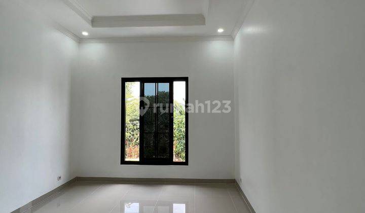 Dijual Rumah Cantik 2 Lantai di Kencana Loka, Bsd City, Tangsel 2